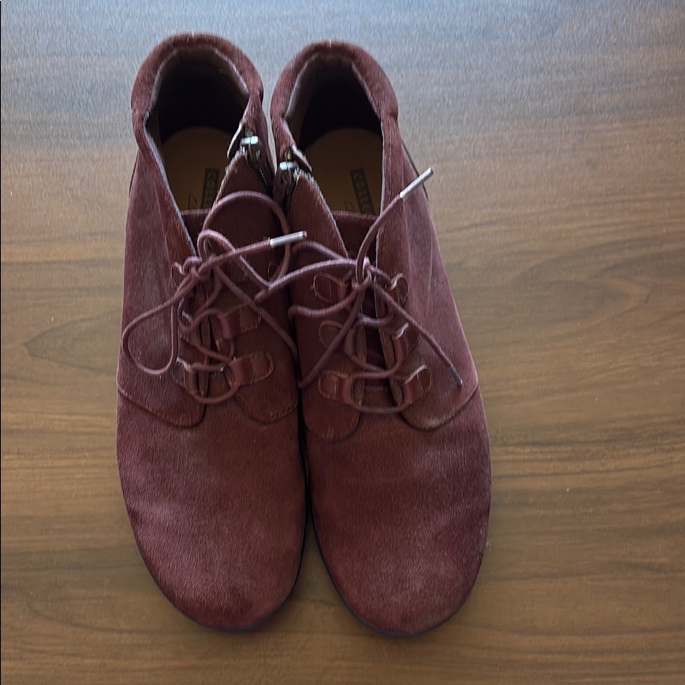 Clarks Collection Burgundy Suede Casual Boots with Zipper